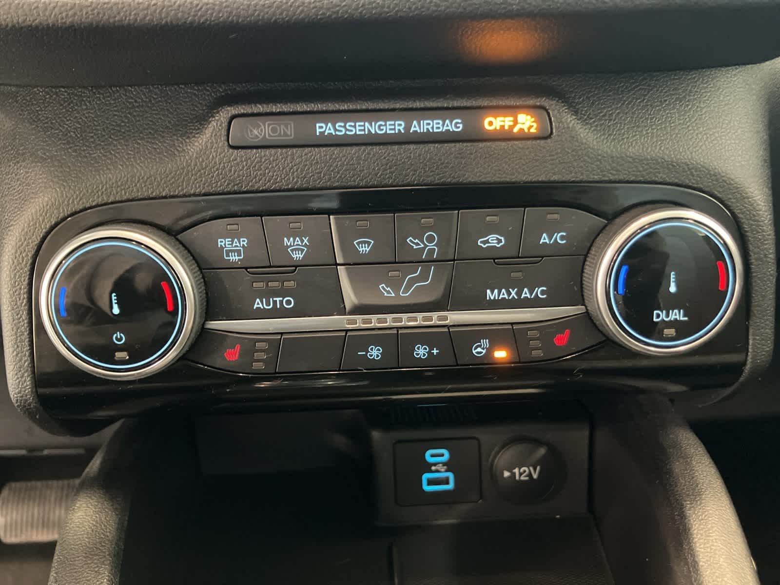 Thumbnail: 2022 Ford Escape - 18