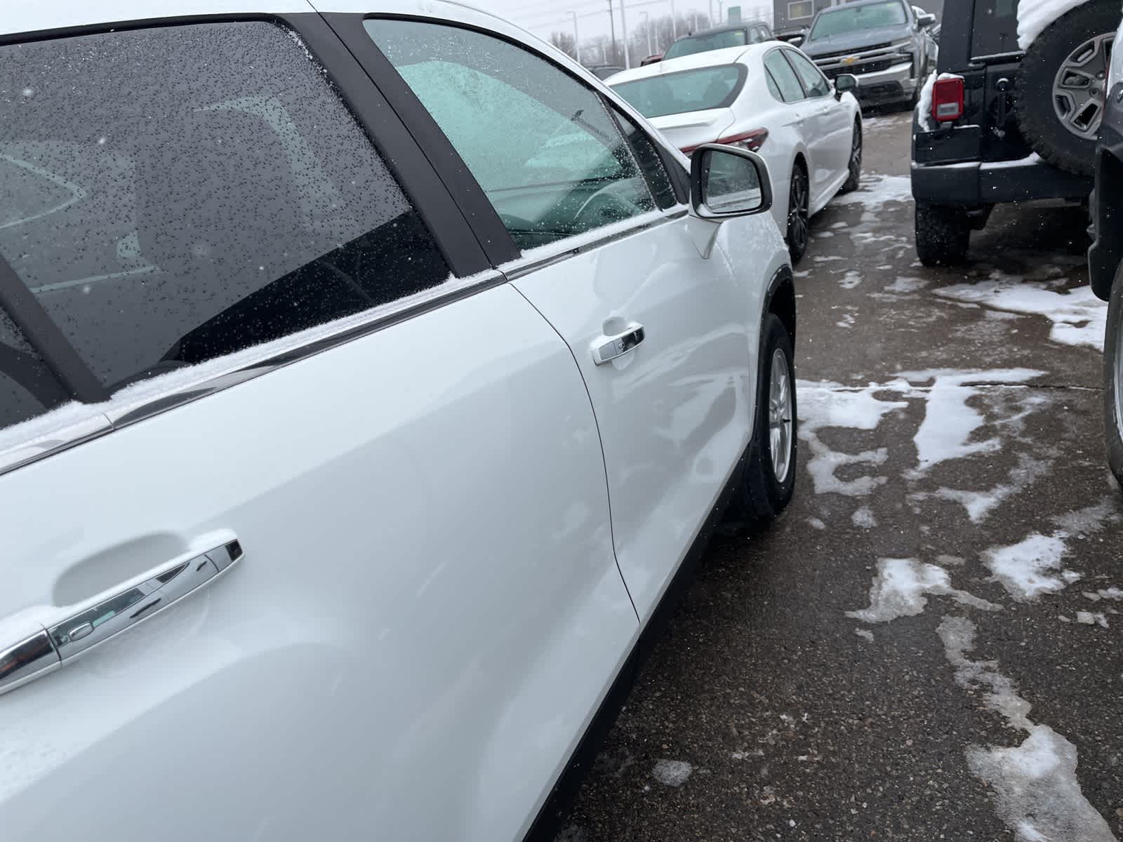 Thumbnail: 2017 Chevrolet Trax - 15