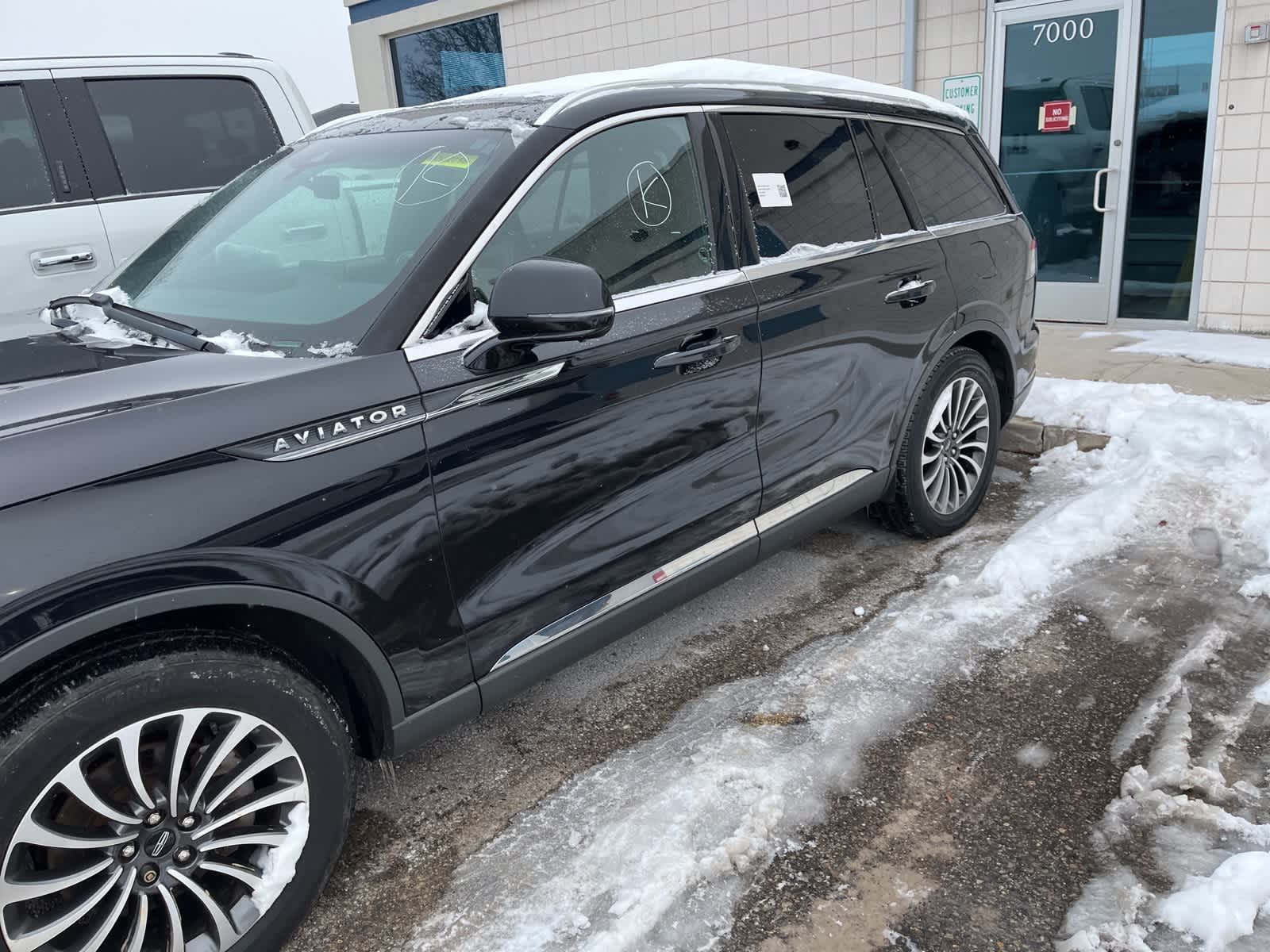 Thumbnail: 2020 Lincoln Aviator - 4