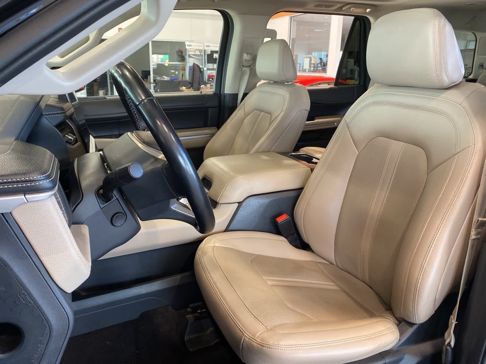 Thumbnail: 2023 Ford Expedition - 11