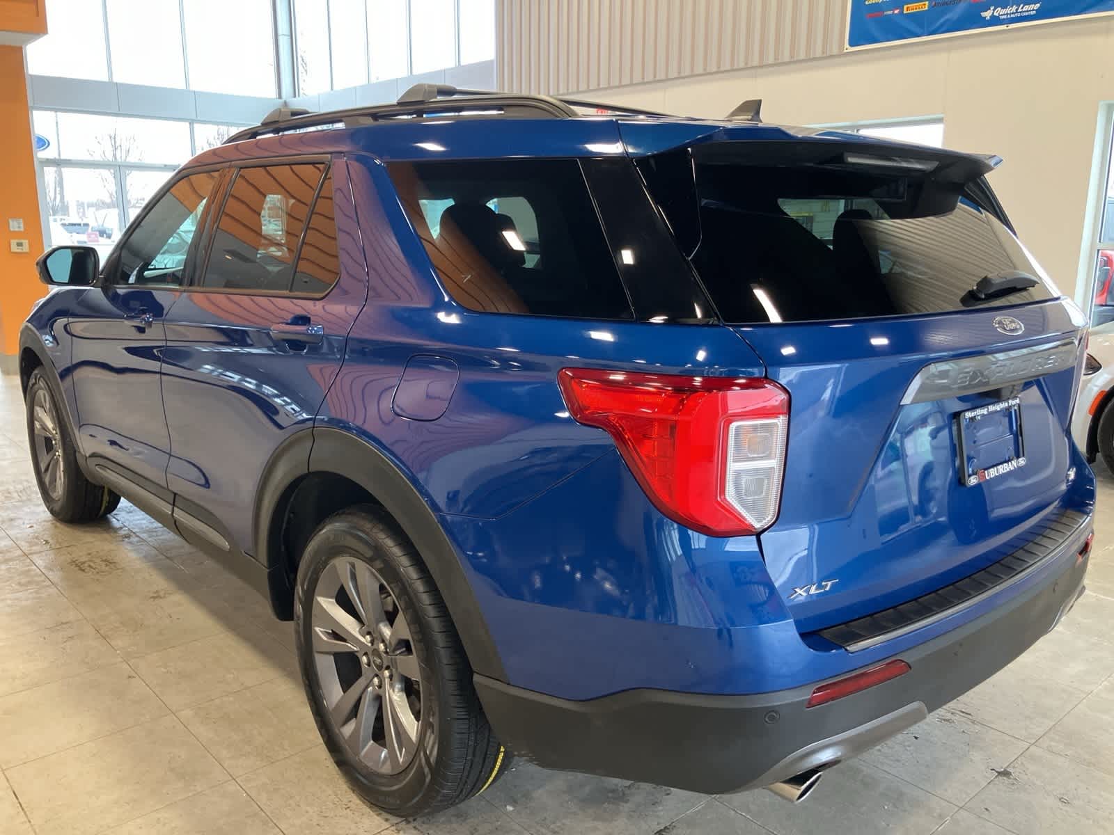 Thumbnail: 2022 Ford Explorer - 7