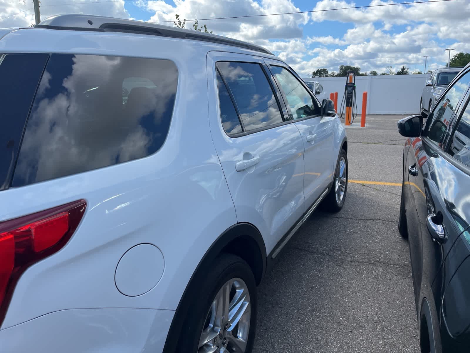 Thumbnail: 2017 Ford Explorer - 14