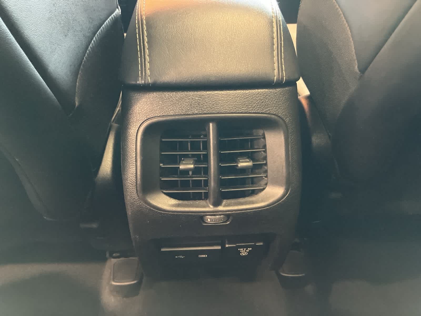 Thumbnail: 2020 Jeep Cherokee - 28