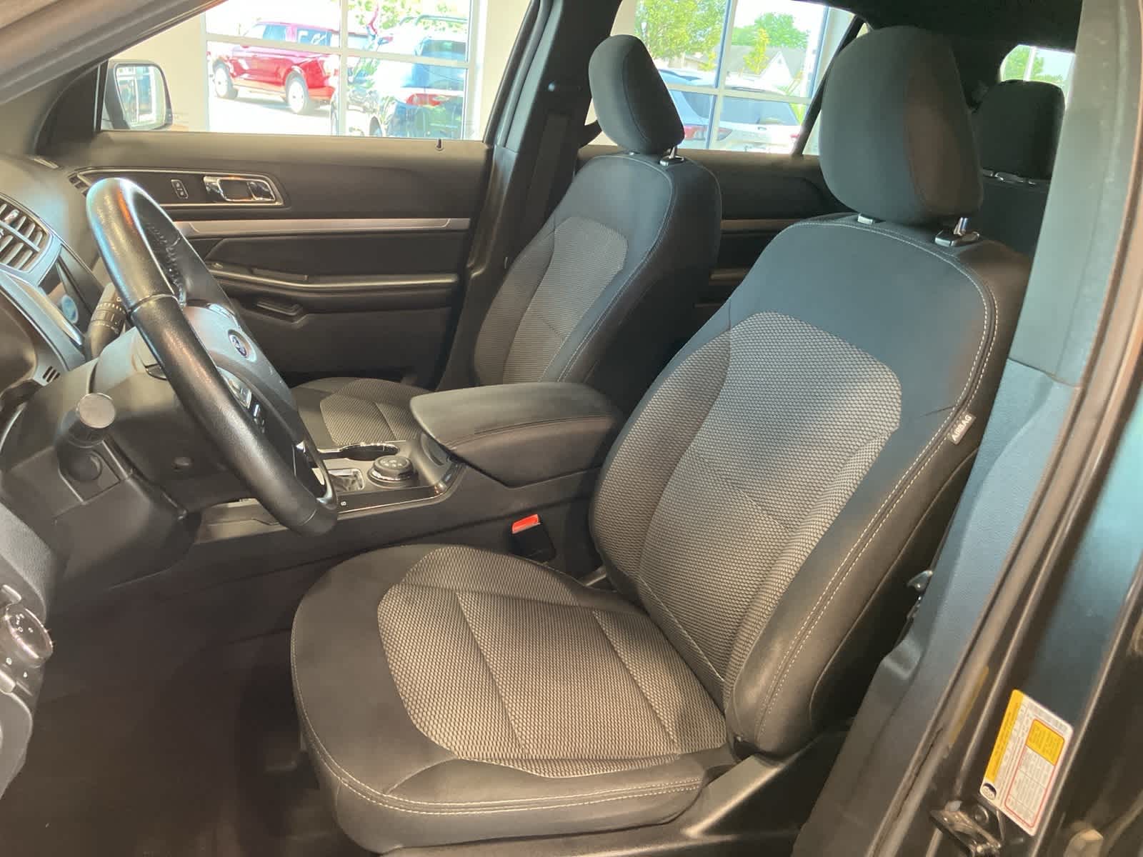 Thumbnail: 2019 Ford Explorer - 11