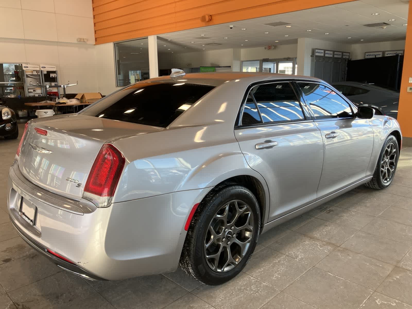 Thumbnail: 2017 Chrysler 300 - 5