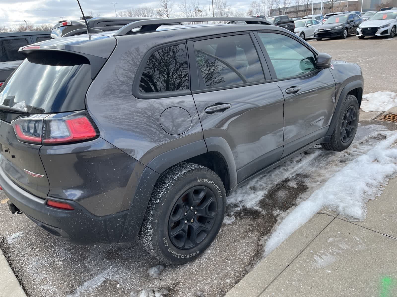 Thumbnail: 2020 Jeep Cherokee - 19
