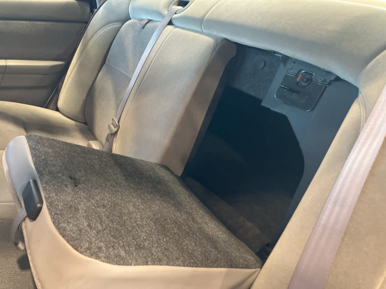 Thumbnail: 2000 Ford Taurus - 26