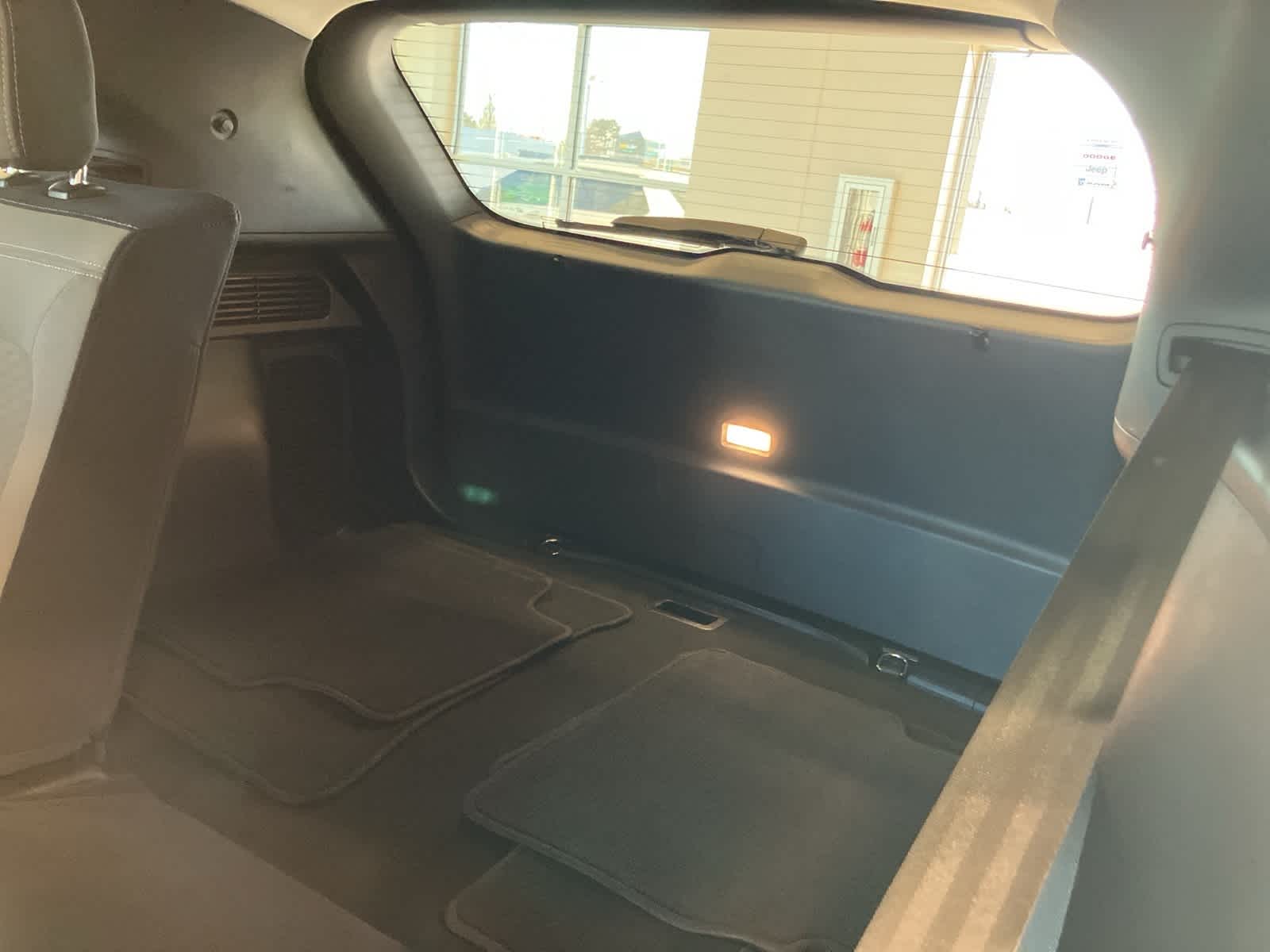 Thumbnail: 2022 Ford Escape - 25