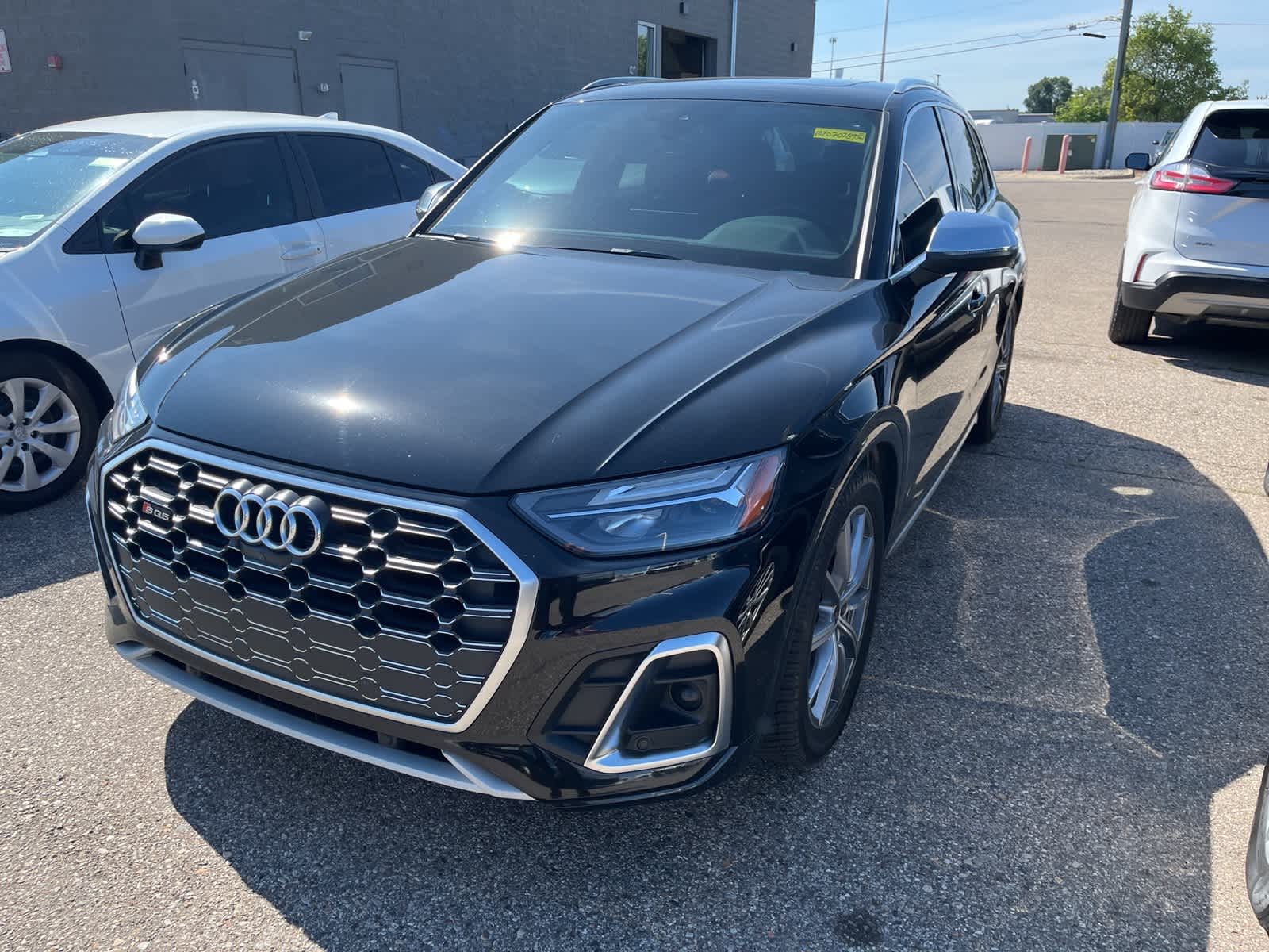 Thumbnail: 2021 Audi SQ5 - 2