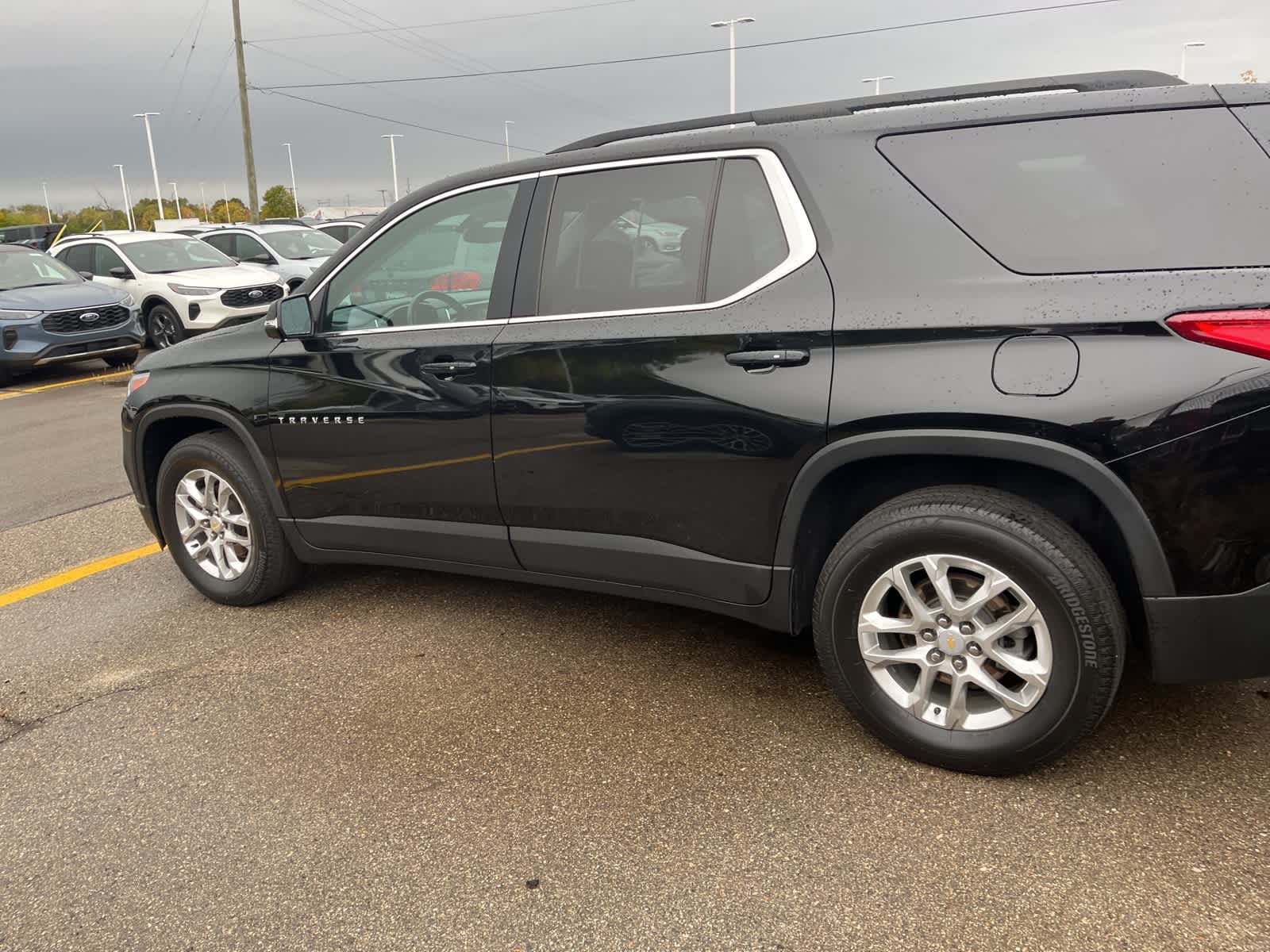 Thumbnail: 2021 Chevrolet Traverse - 11