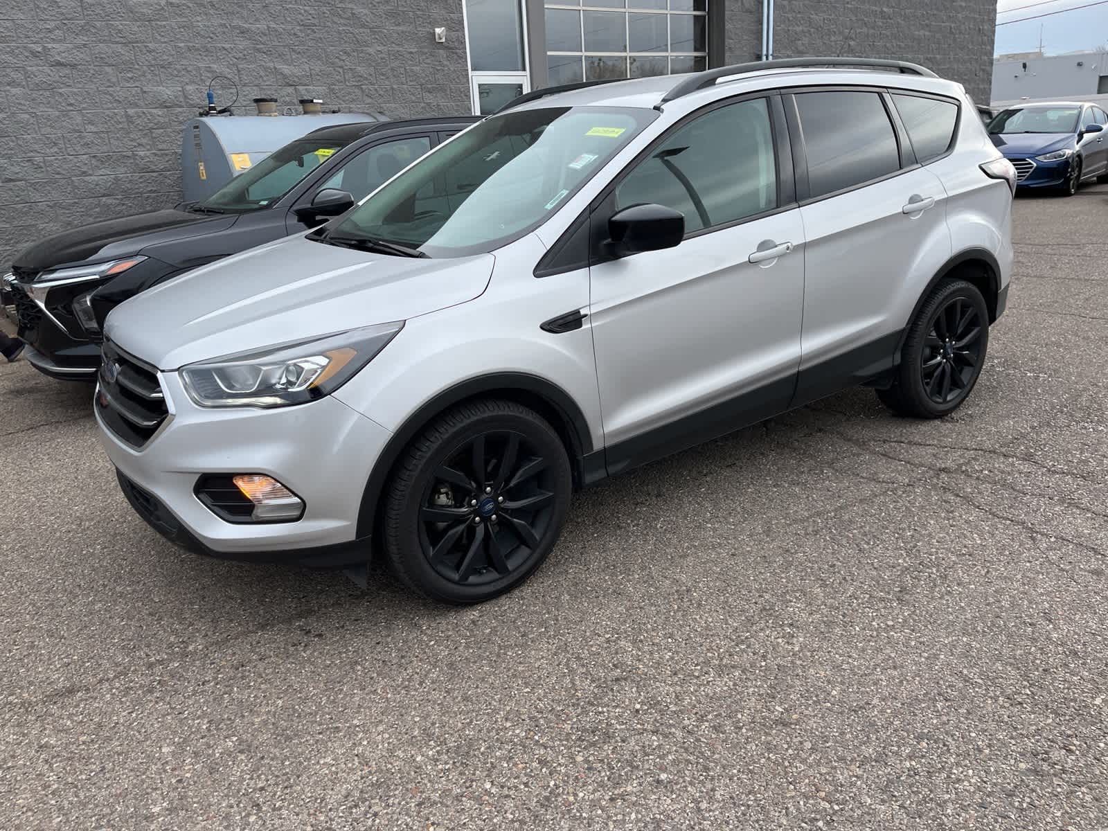 Thumbnail: 2018 Ford Escape - 6
