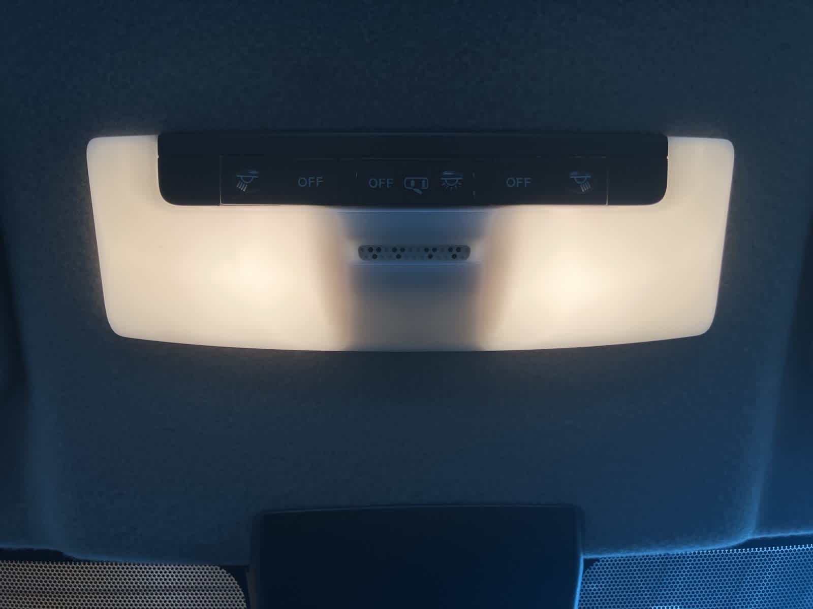 Thumbnail: 2023 Nissan Kicks - 20