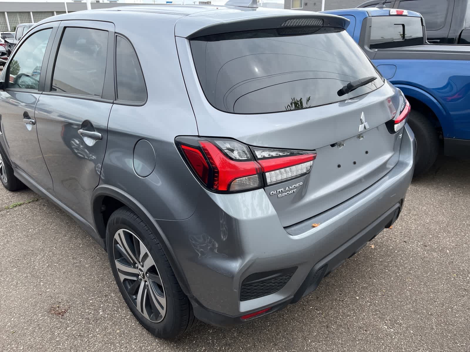 Thumbnail: 2024 Mitsubishi Outlander Sport - 9