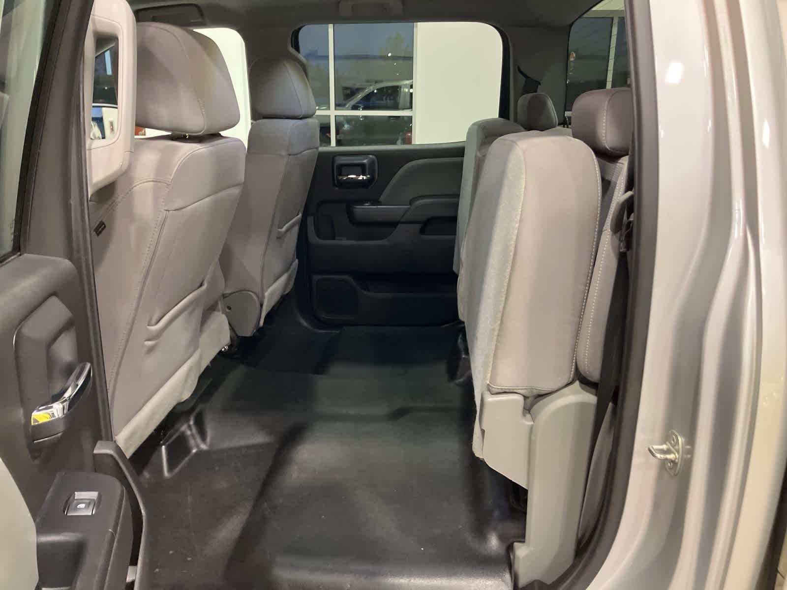 Thumbnail: 2018 Chevrolet Silverado 1500 - 24