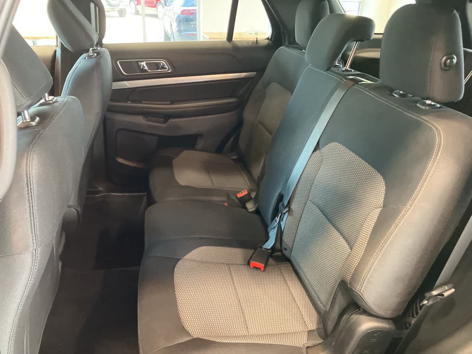 Thumbnail: 2019 Ford Explorer - 25