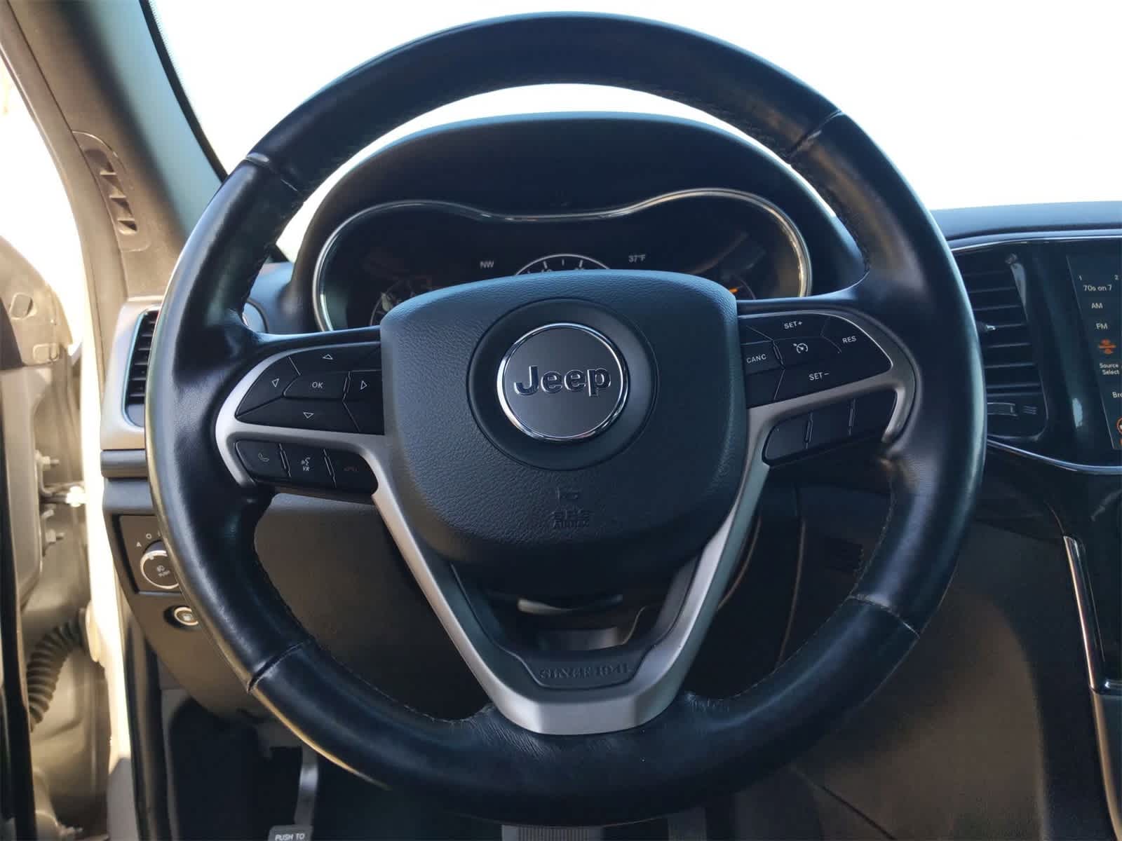 Thumbnail: 2021 Jeep Grand Cherokee - 23