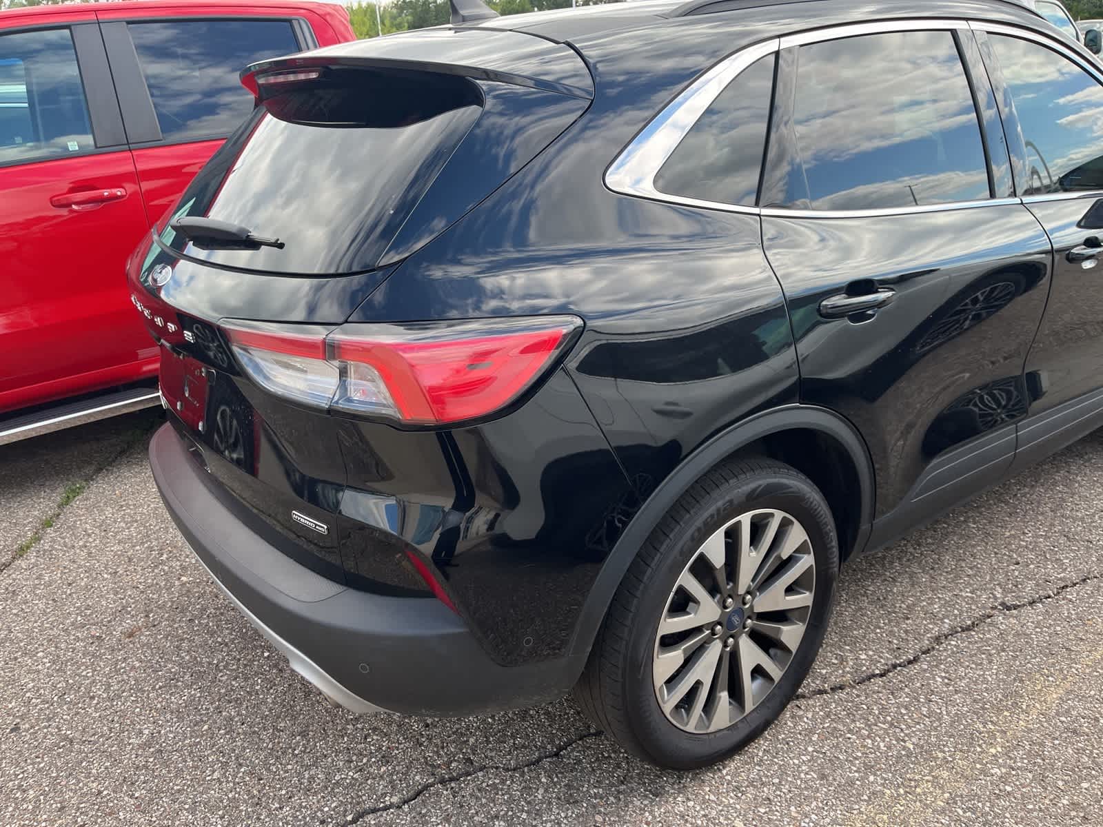 Thumbnail: 2021 Ford Escape - 14