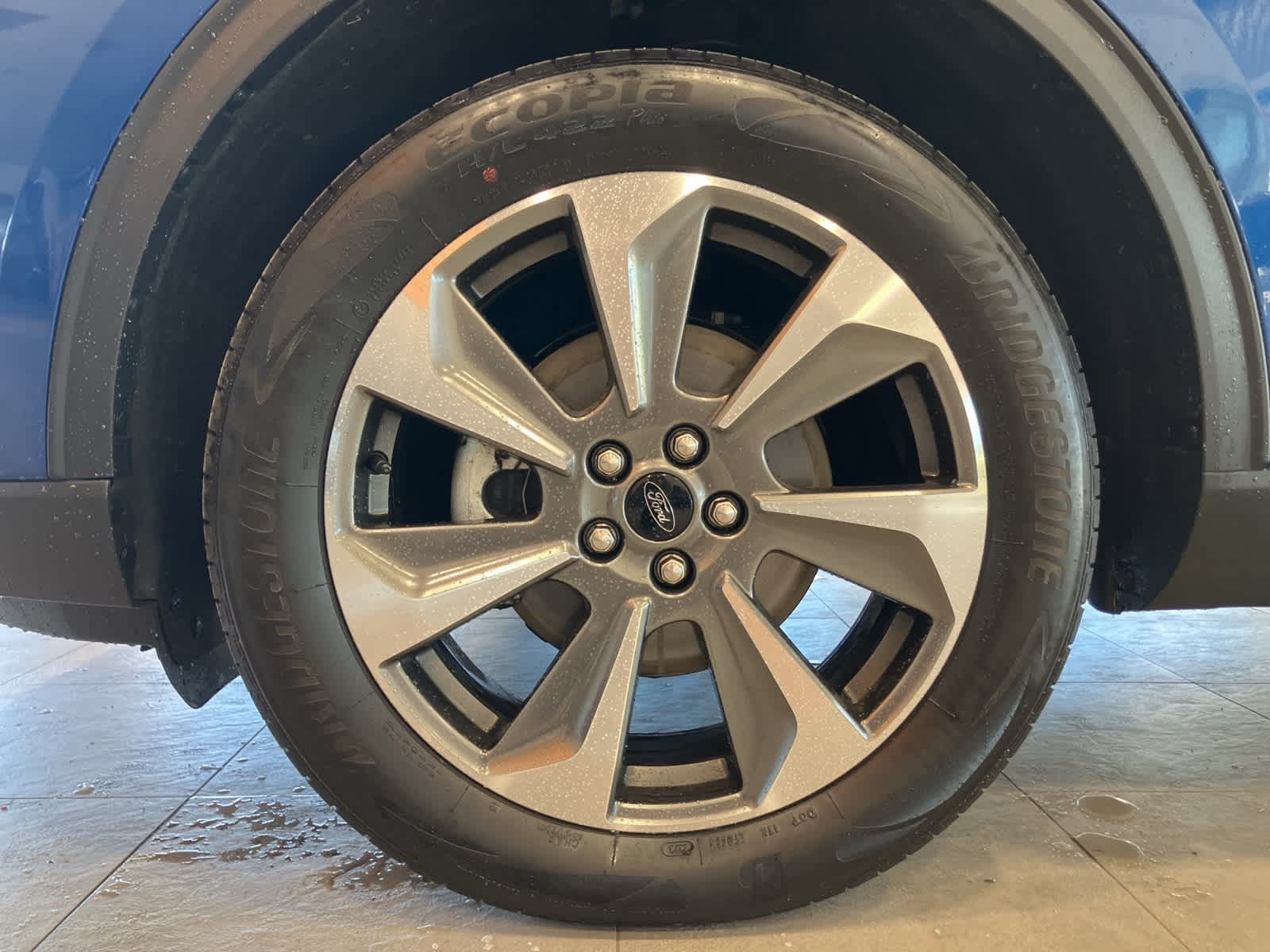 Thumbnail: 2023 Ford Escape - 9