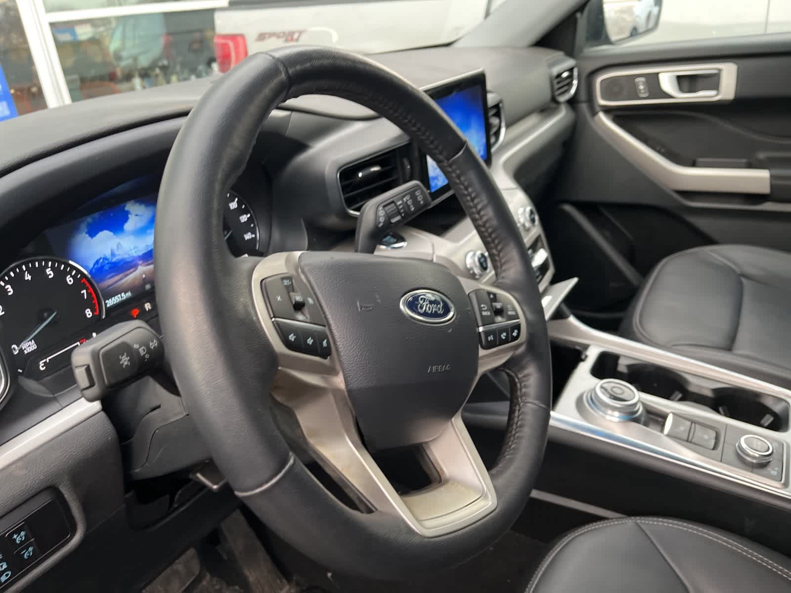 Thumbnail: 2023 Ford Explorer - 32