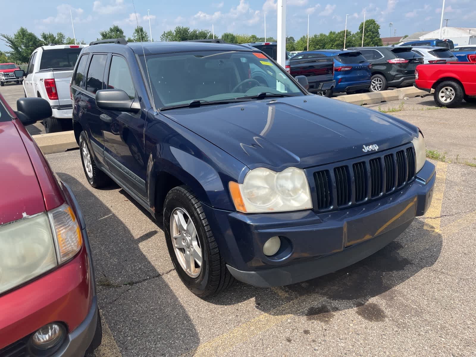 Thumbnail: 2005 Jeep Grand Cherokee - 17