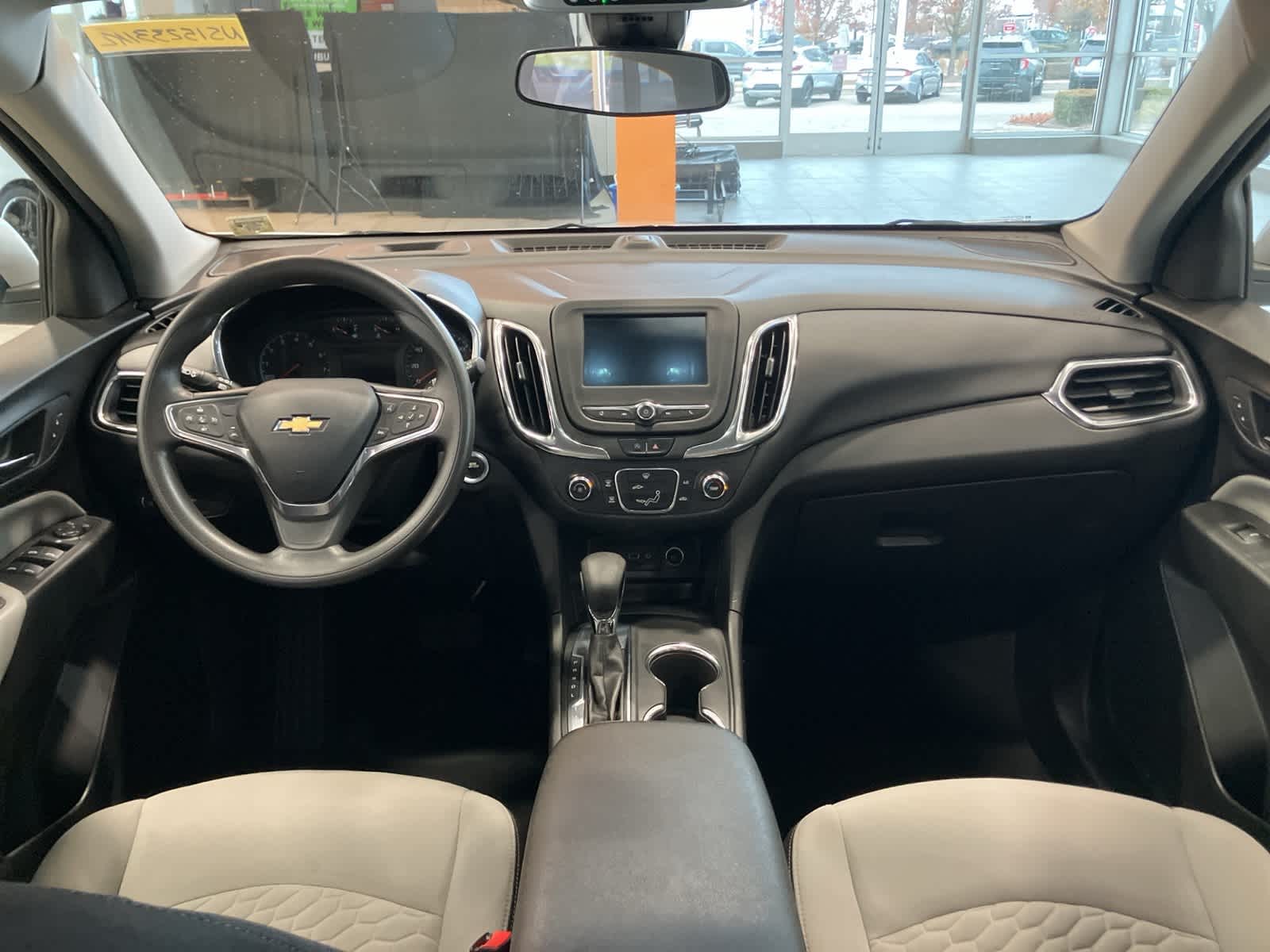 Thumbnail: 2022 Chevrolet Equinox - 22