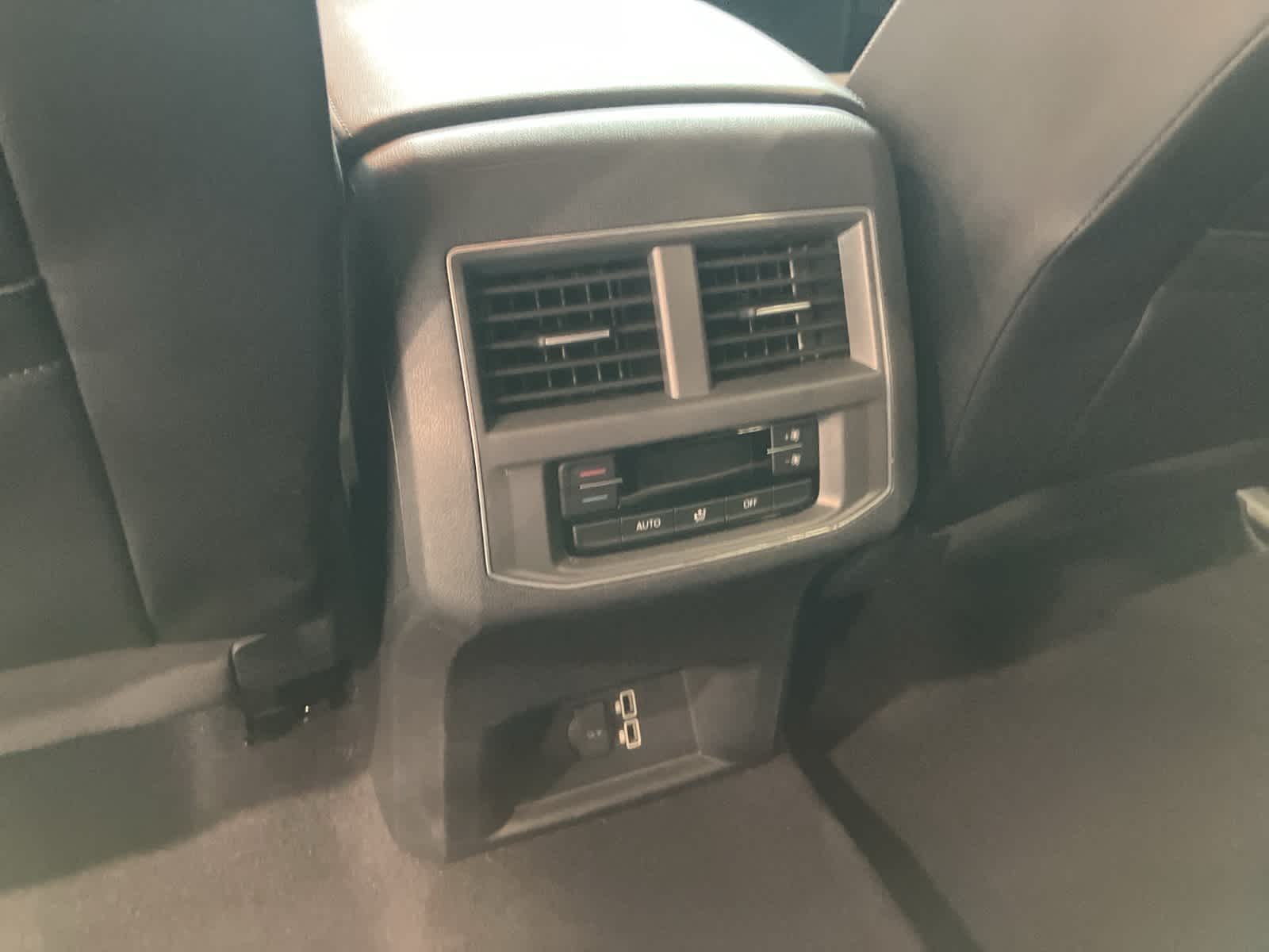 Thumbnail: 2019 Volkswagen Atlas - 22