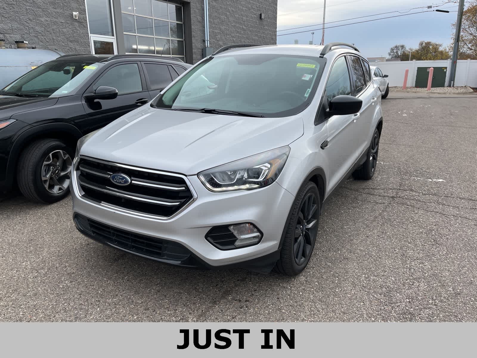 Thumbnail: 2018 Ford Escape - 1