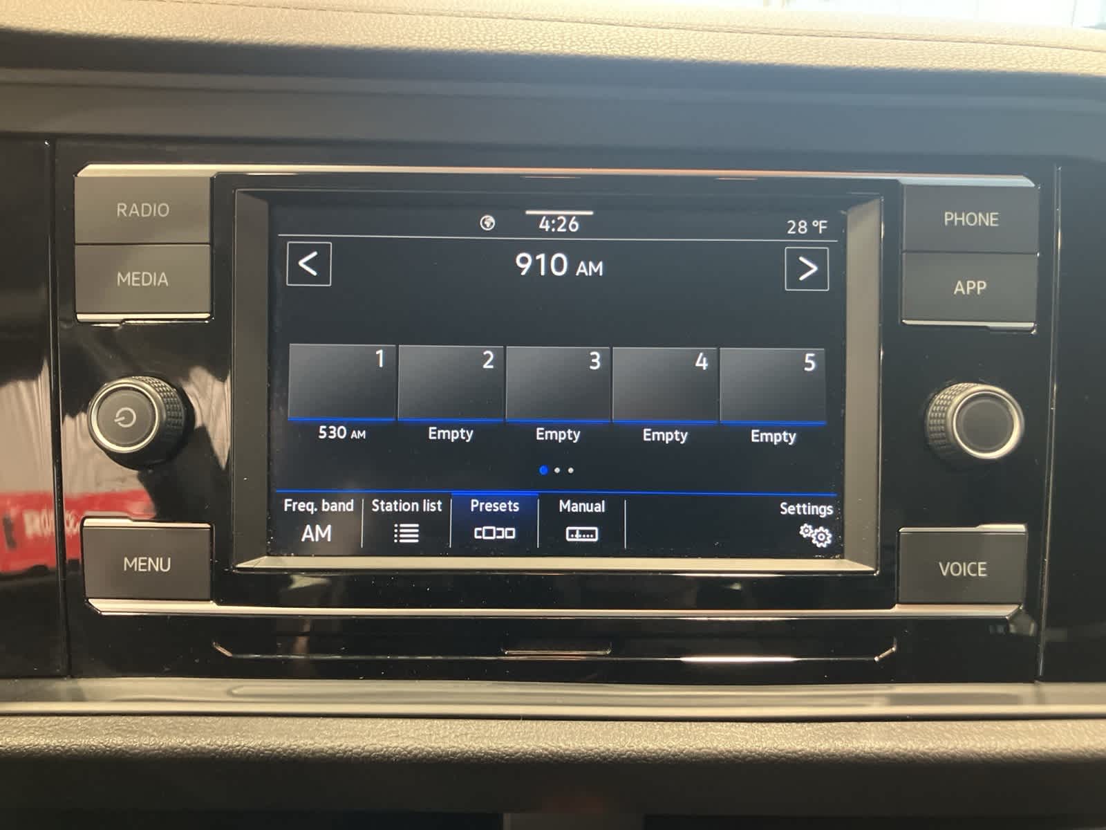 Thumbnail: 2024 Volkswagen Jetta - 19