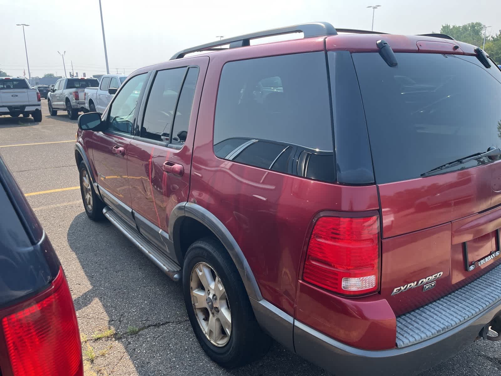 Thumbnail: 2004 Ford Explorer - 8