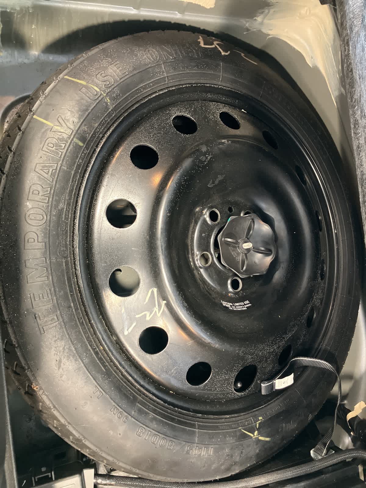 Thumbnail: 2017 Chrysler 300 - 28