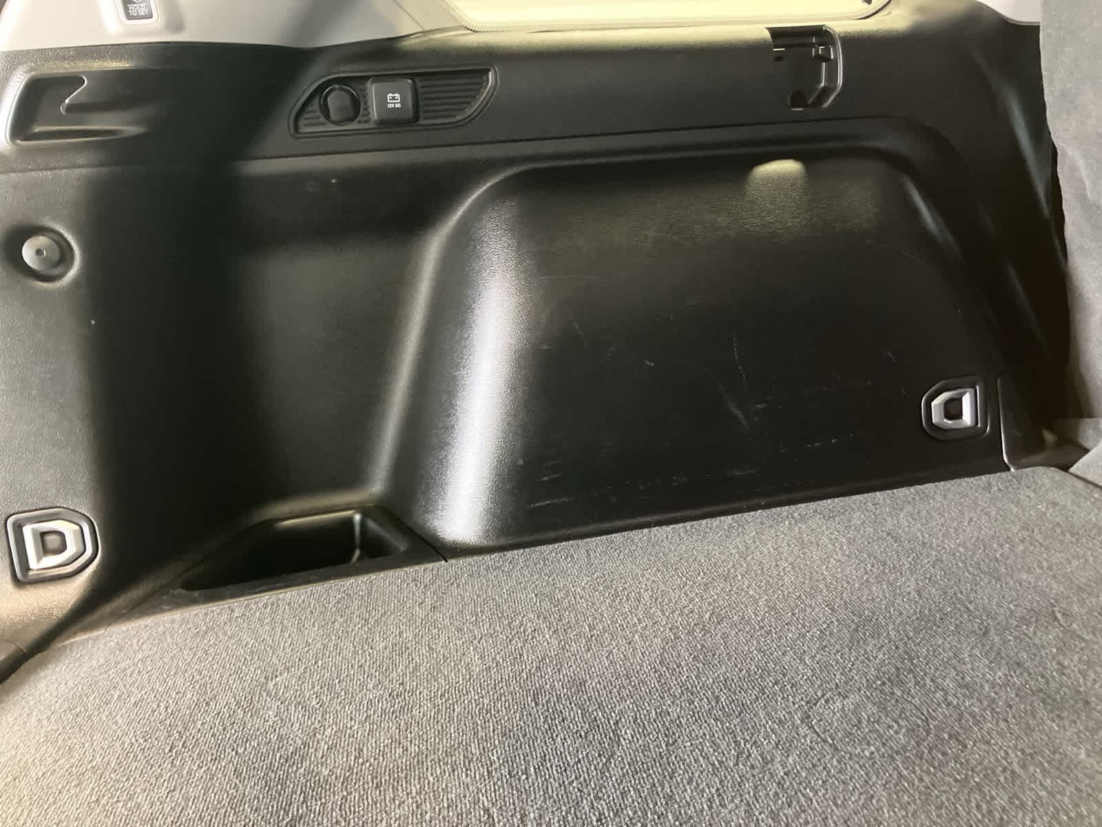 Thumbnail: 2023 Jeep Grand Cherokee - 32