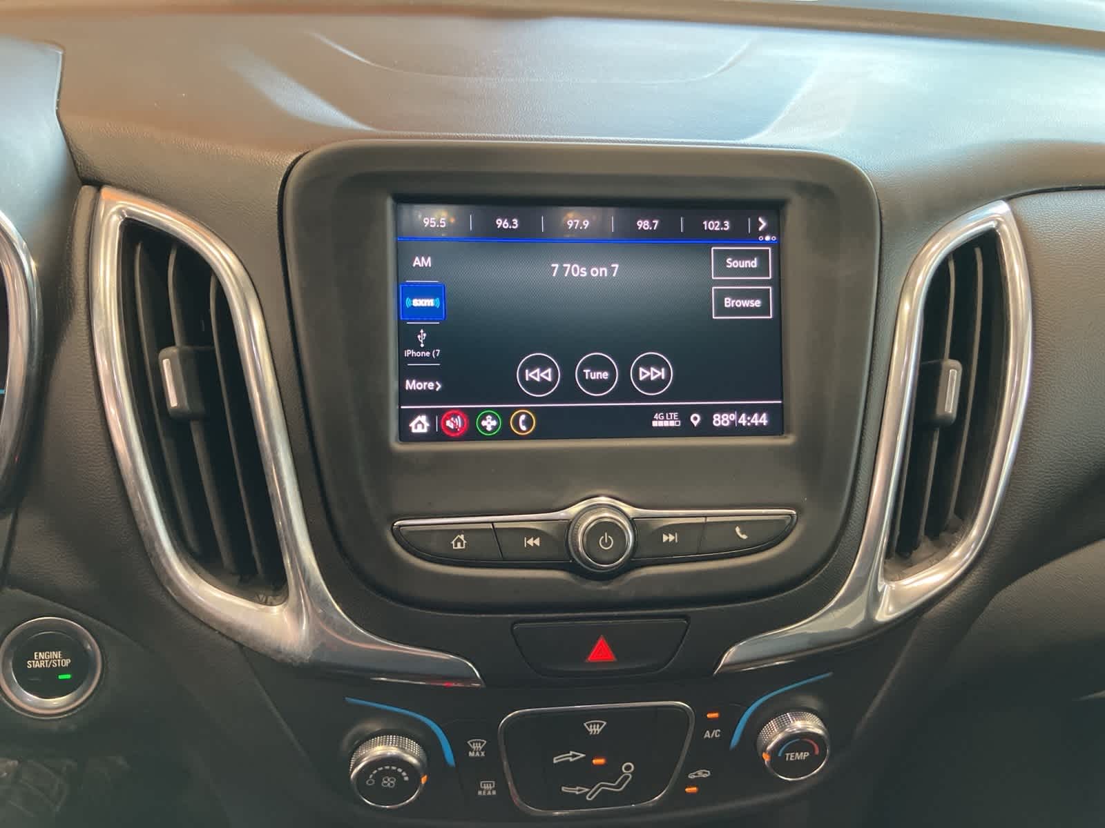 Thumbnail: 2020 Chevrolet Equinox - 17