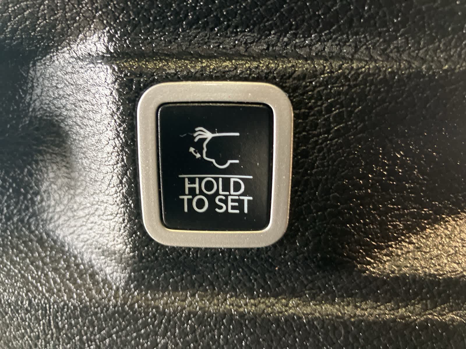 Thumbnail: 2021 Jeep Grand Cherokee L - 30