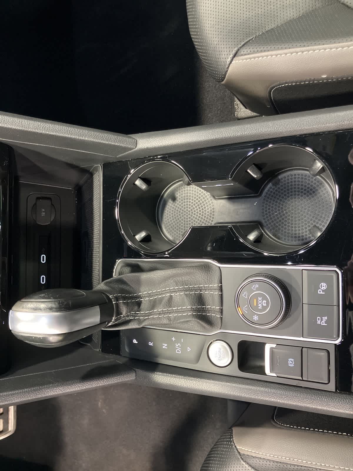 Thumbnail: 2023 Volkswagen Atlas - 21