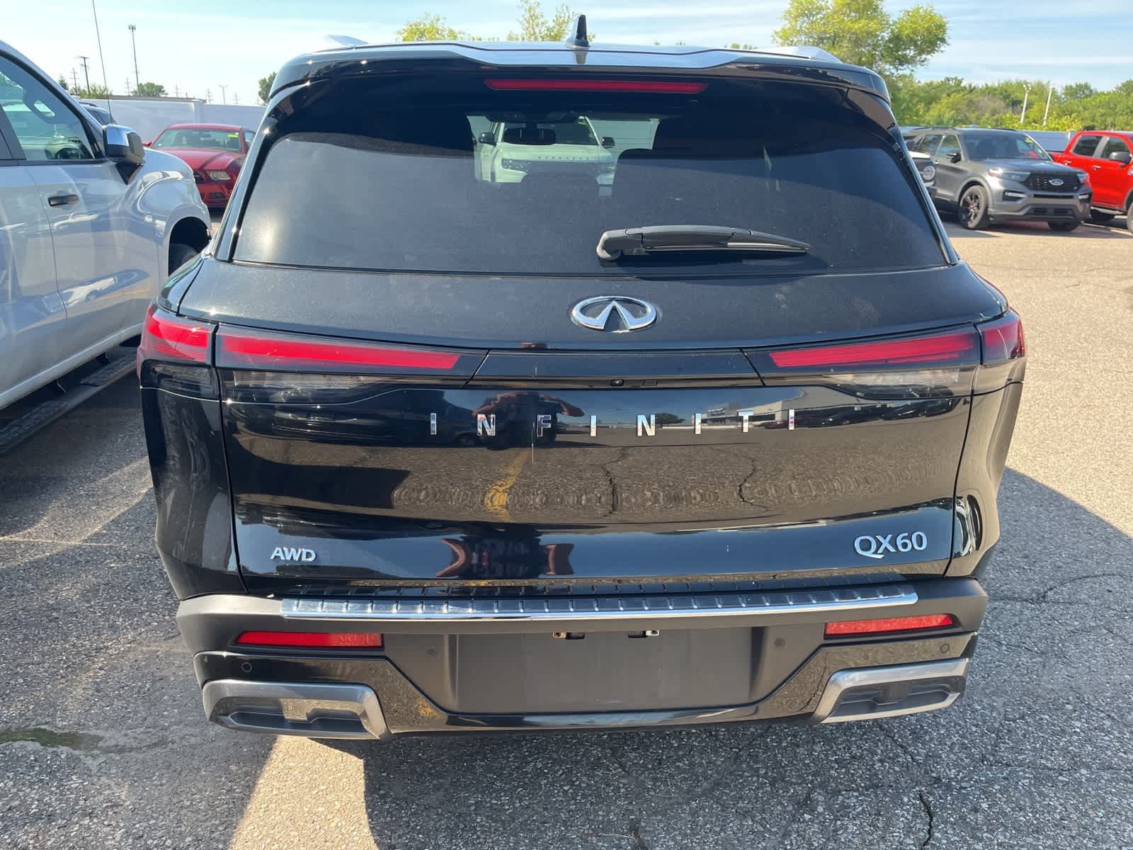 Thumbnail: 2022 INFINITI QX60 - 10