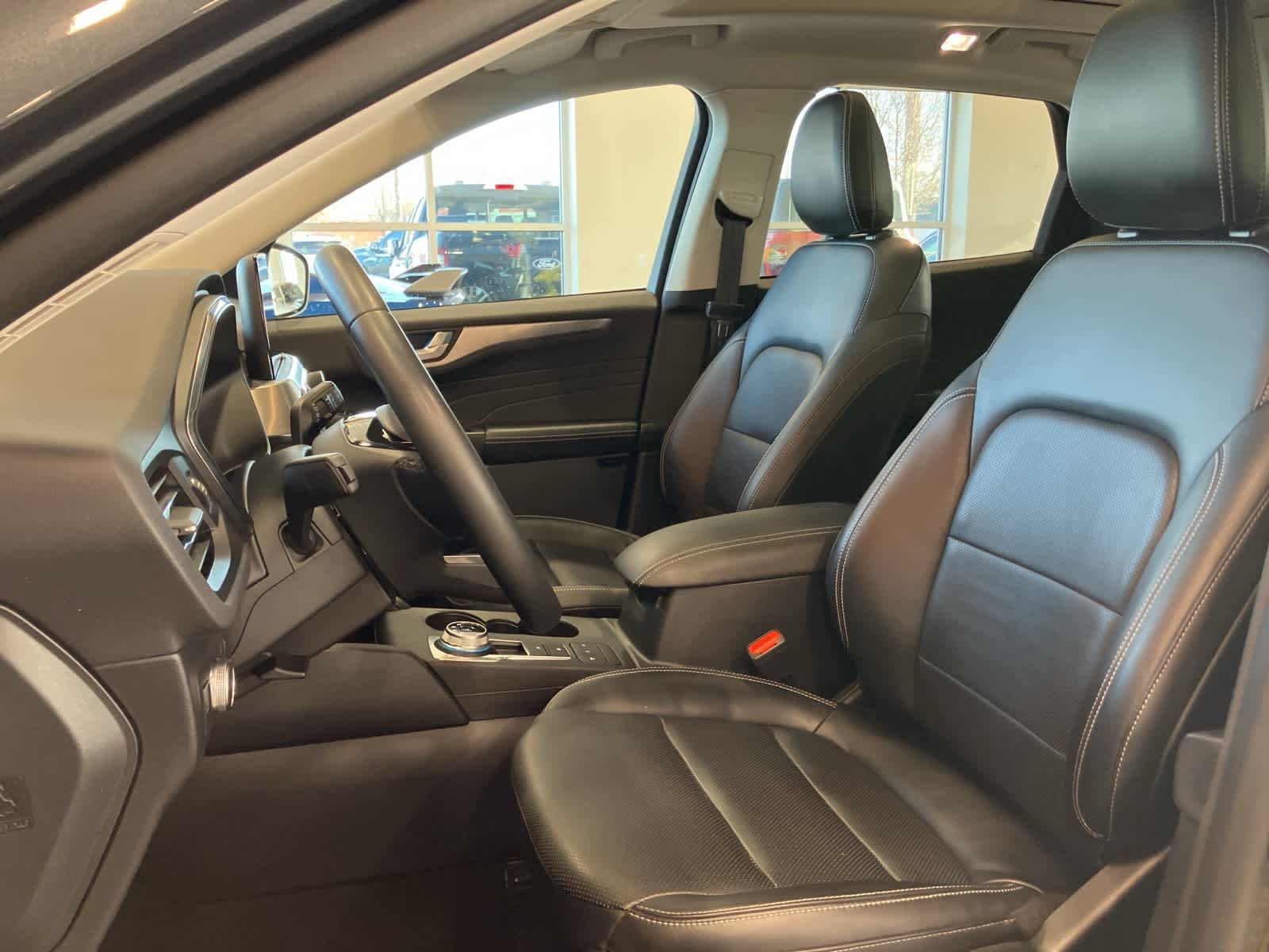 Thumbnail: 2022 Ford Escape - 12