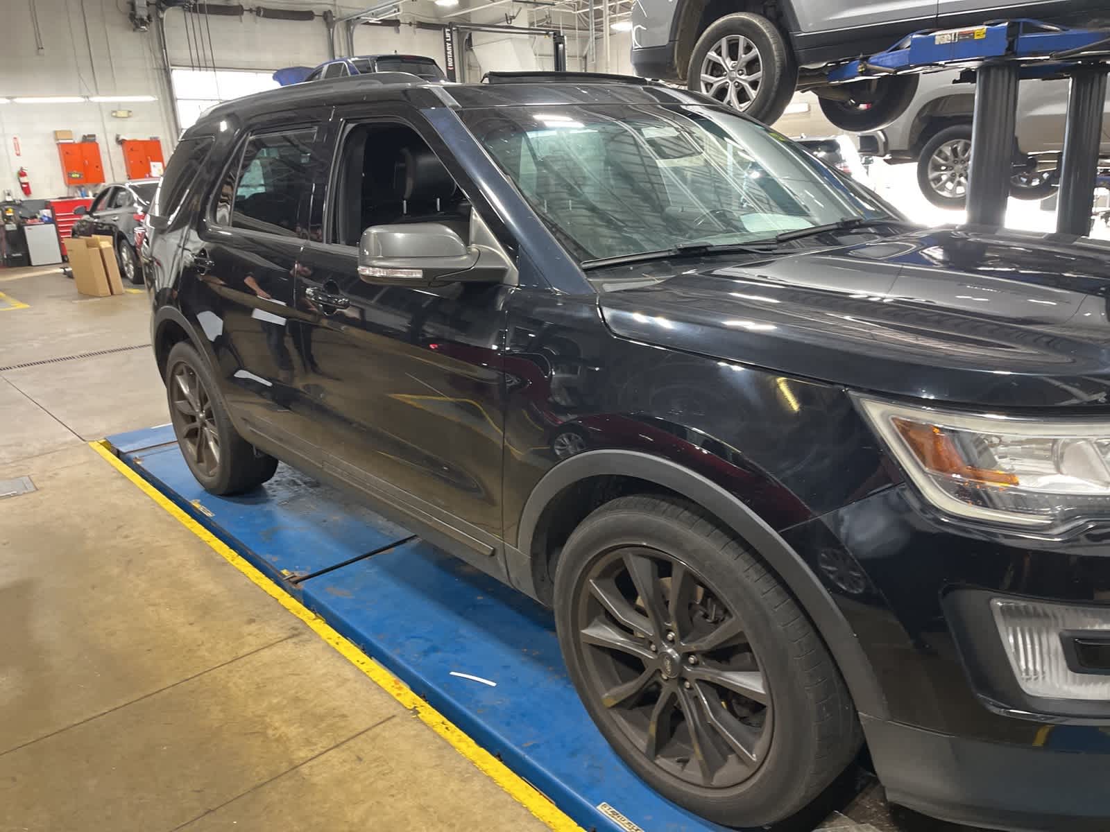 Thumbnail: 2017 Ford Explorer - 22