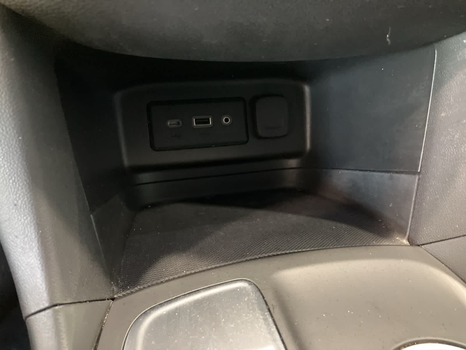 Thumbnail: 2019 Chevrolet Equinox - 16