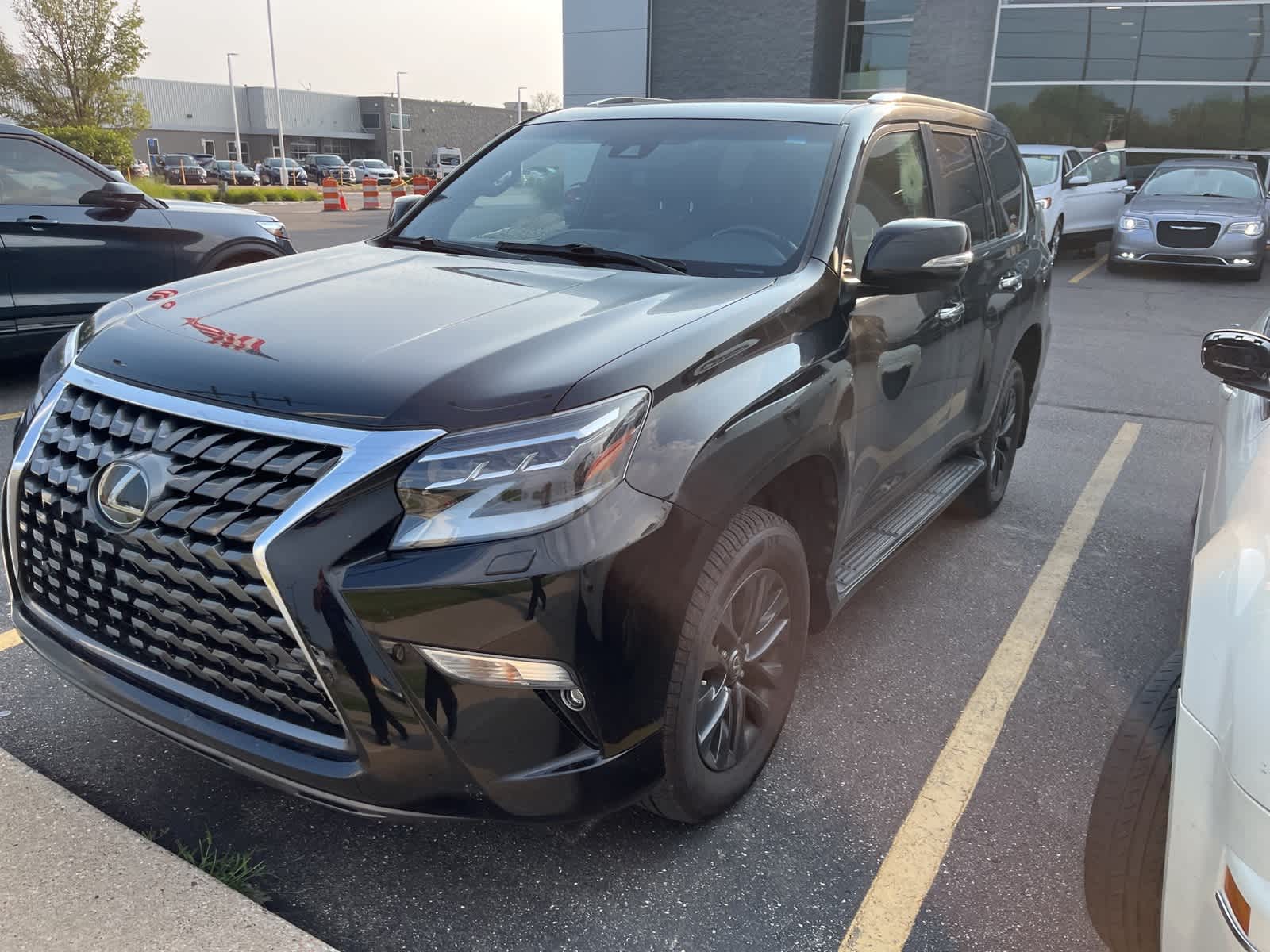 Thumbnail: 2021 Lexus GX - 2