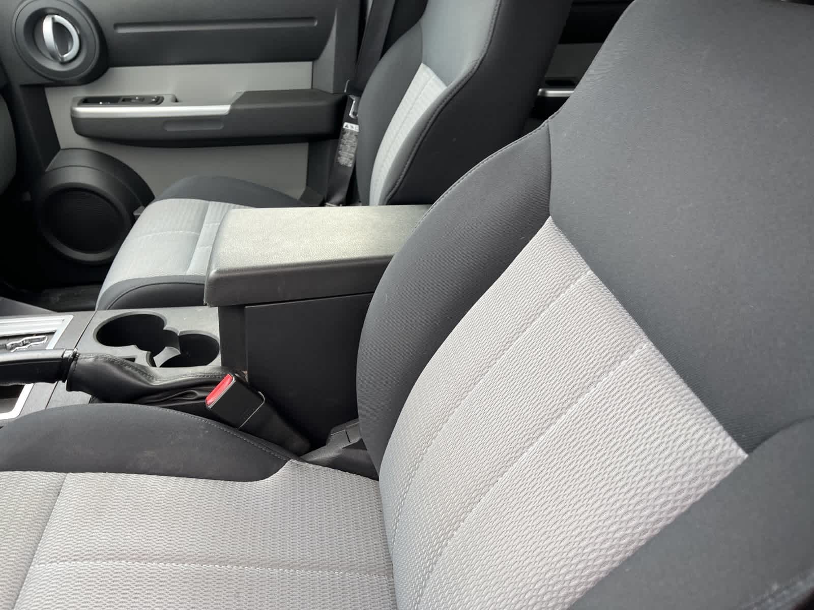 Thumbnail: 2008 Dodge Nitro - 24