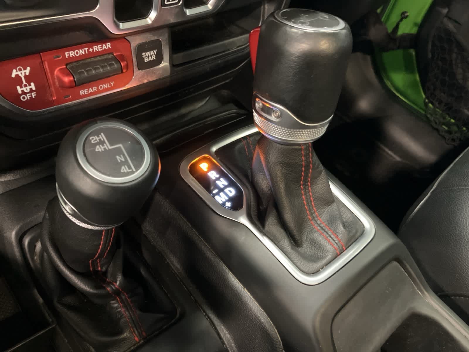 Thumbnail: 2019 Jeep Wrangler - 18