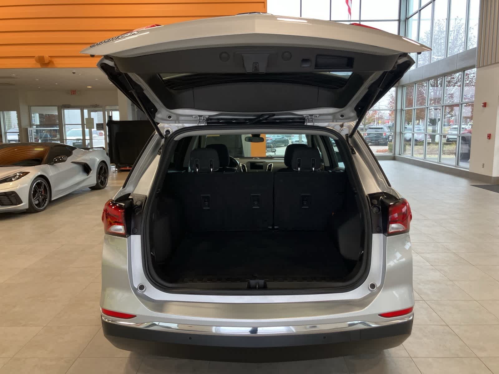 Thumbnail: 2022 Chevrolet Equinox - 26