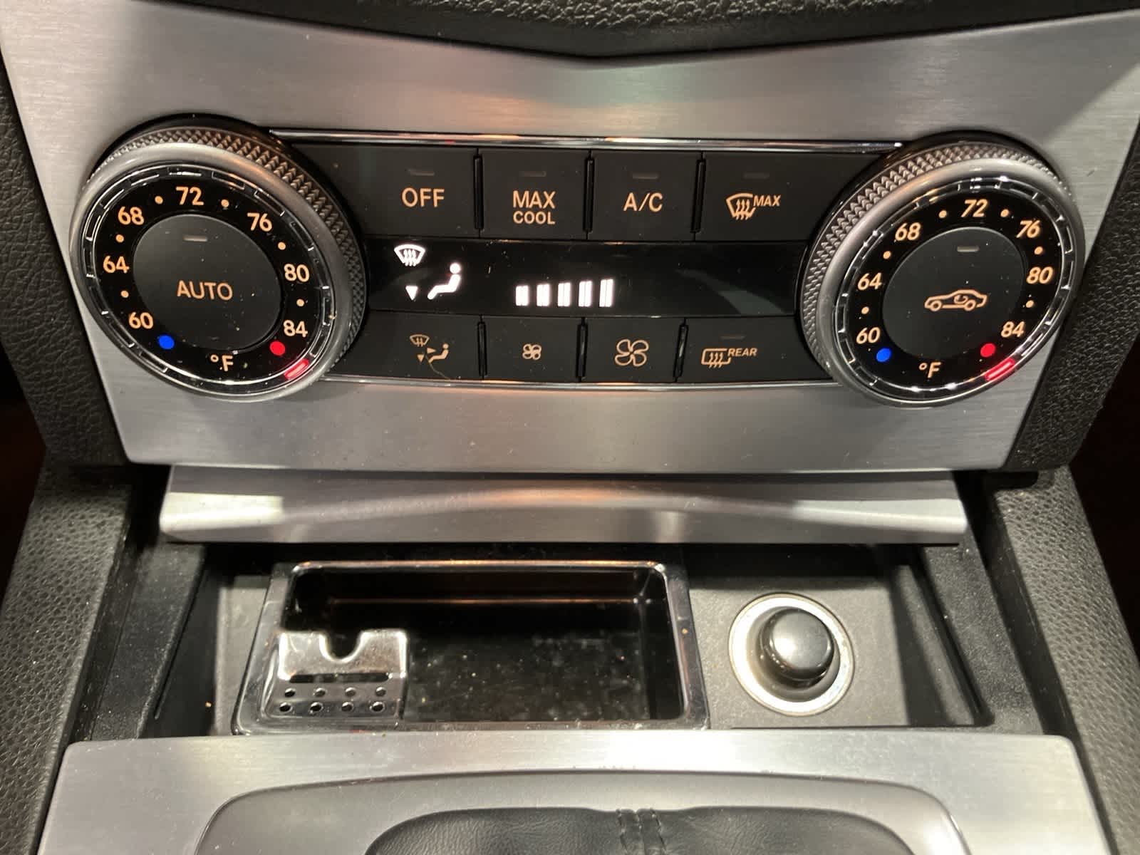 Thumbnail: 2008 Mercedes-Benz C-Class - 21