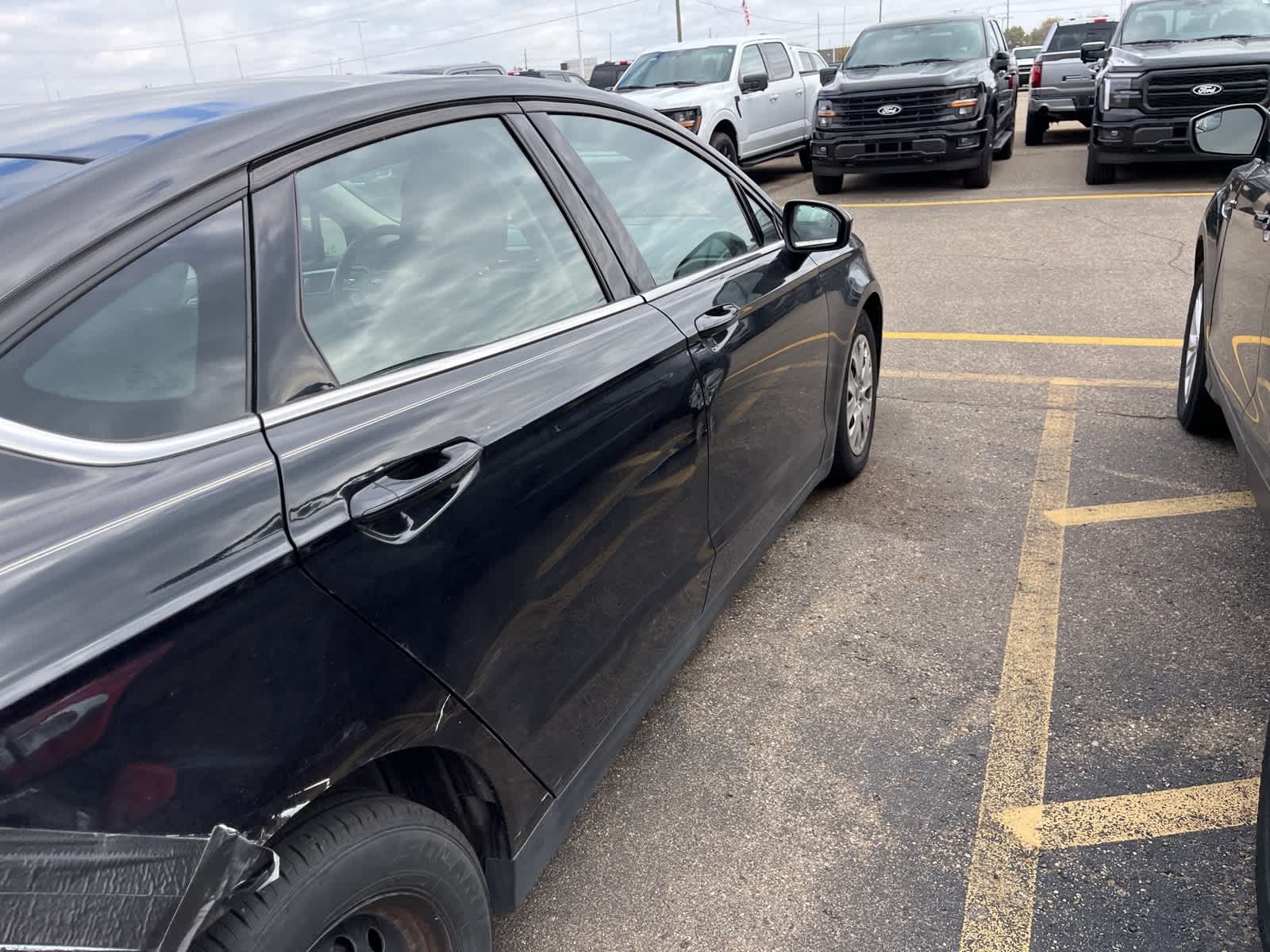 Thumbnail: 2020 Ford Fusion - 17