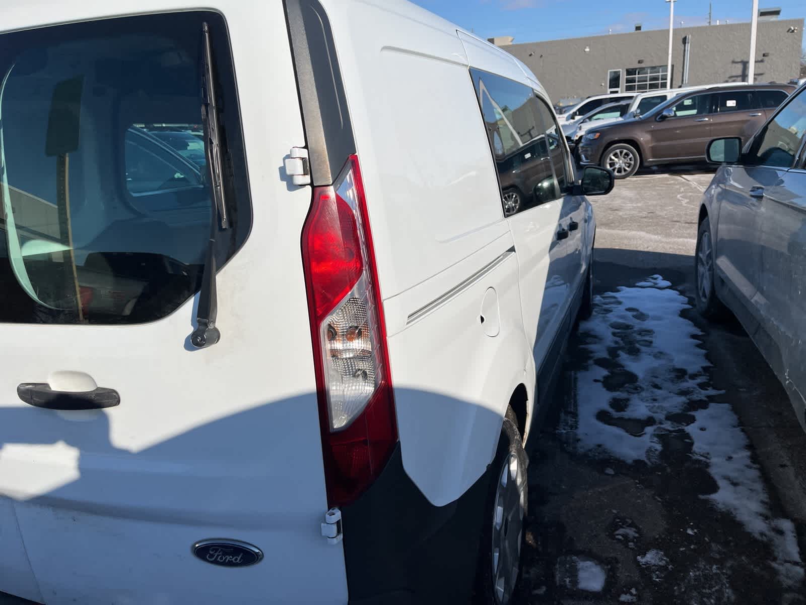 Thumbnail: 2017 Ford Transit Series - 15