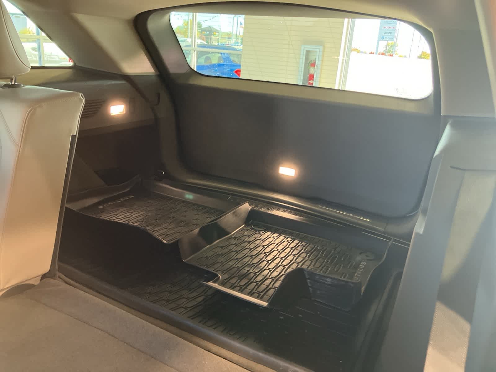 Thumbnail: 2024 Lincoln Nautilus - 34