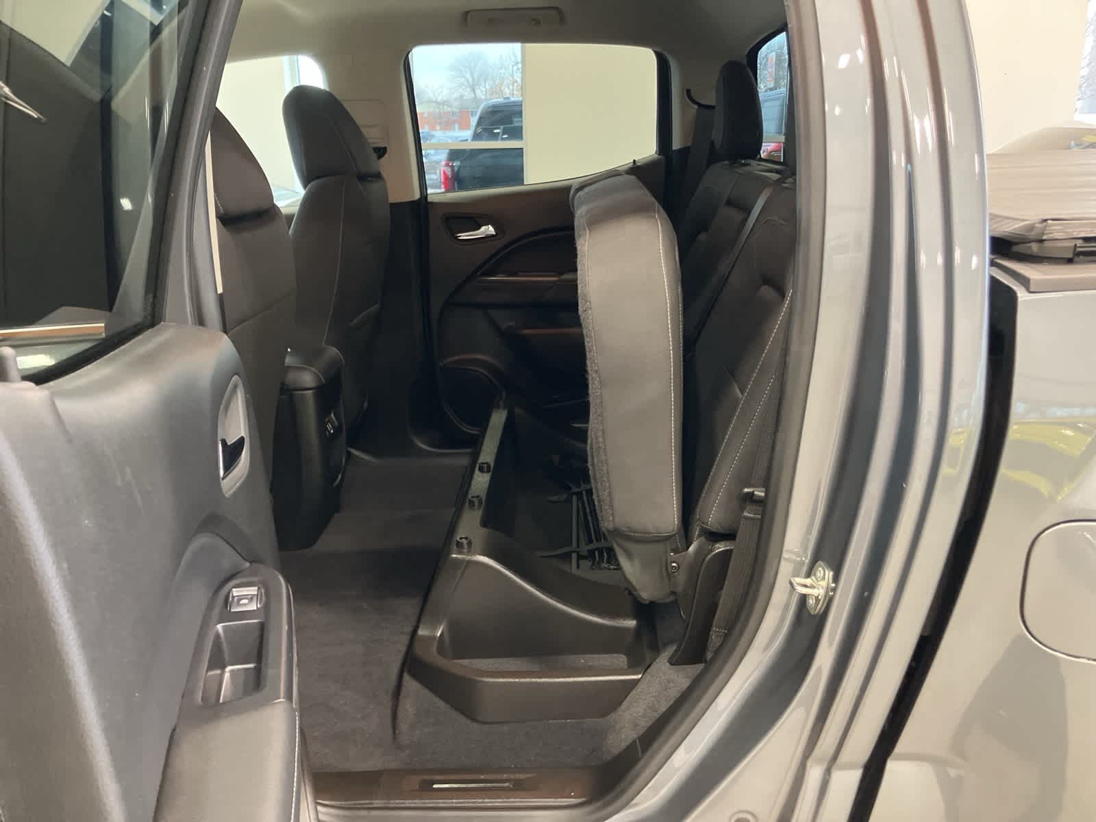 Thumbnail: 2020 GMC Canyon - 34