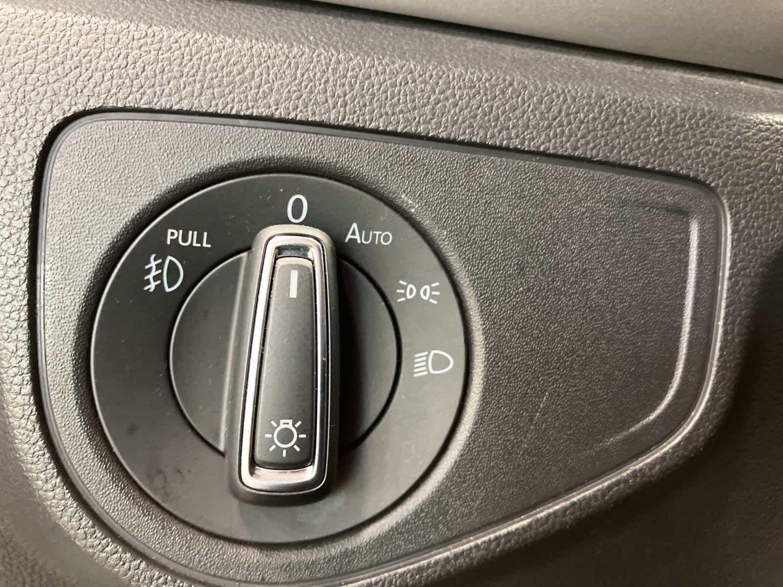 Thumbnail: 2019 Volkswagen Atlas - 13
