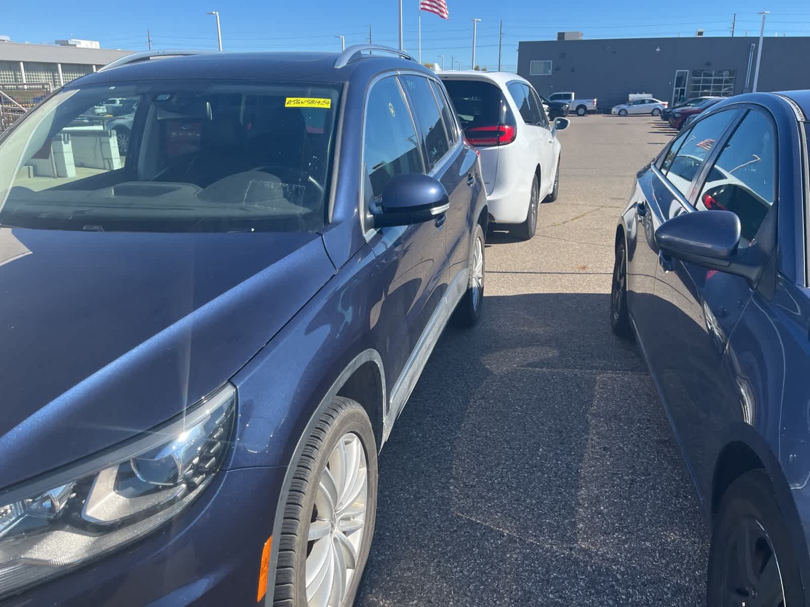 Thumbnail: 2016 Volkswagen Tiguan - 6