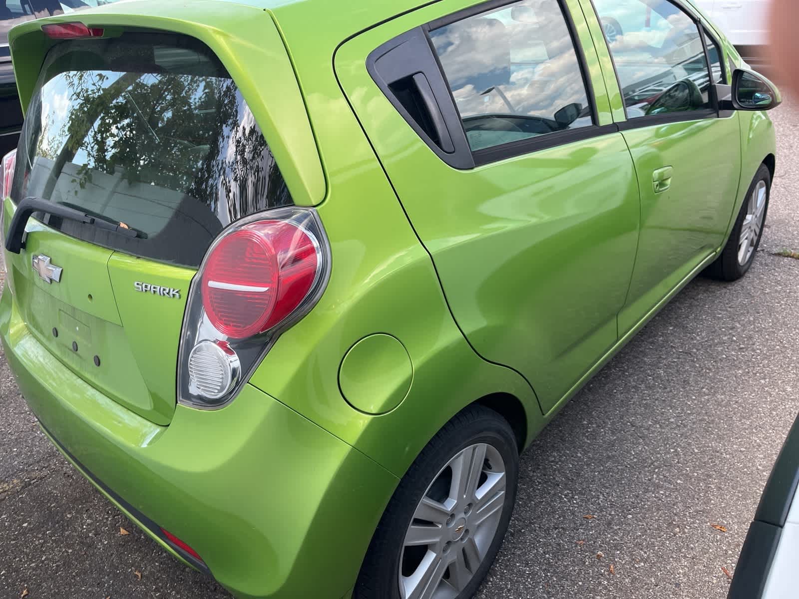 Thumbnail: 2014 Chevrolet Spark - 10